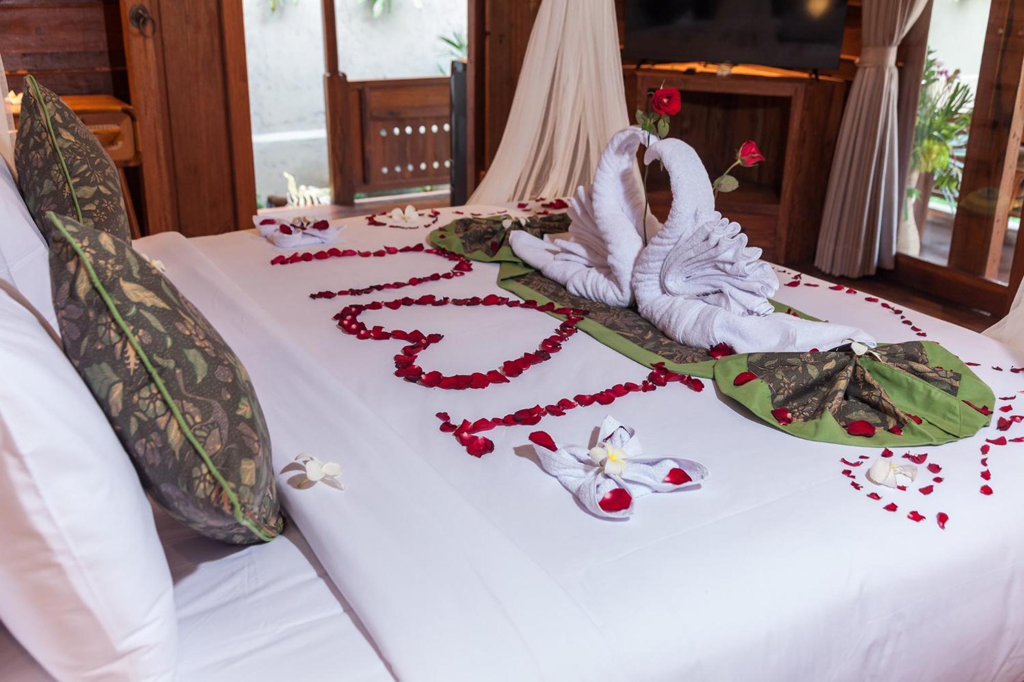 Pundi Kaya Hotel Ubud  Exterior photo