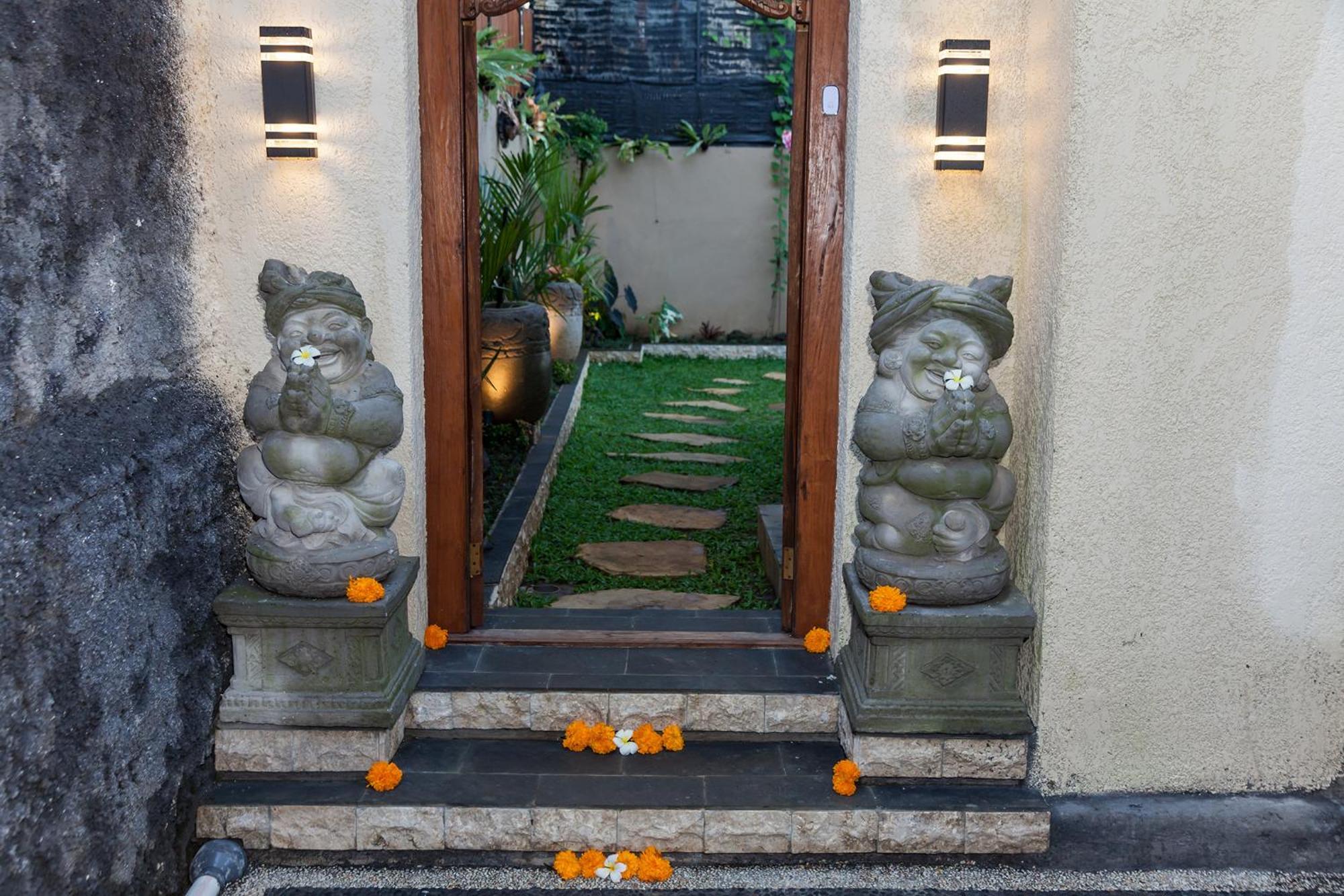 Pundi Kaya Hotel Ubud  Exterior photo